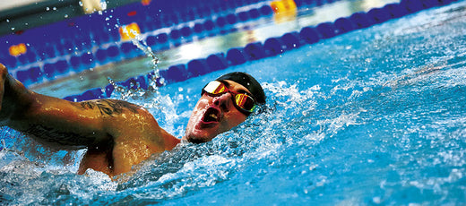 Vem visar simning på tv?