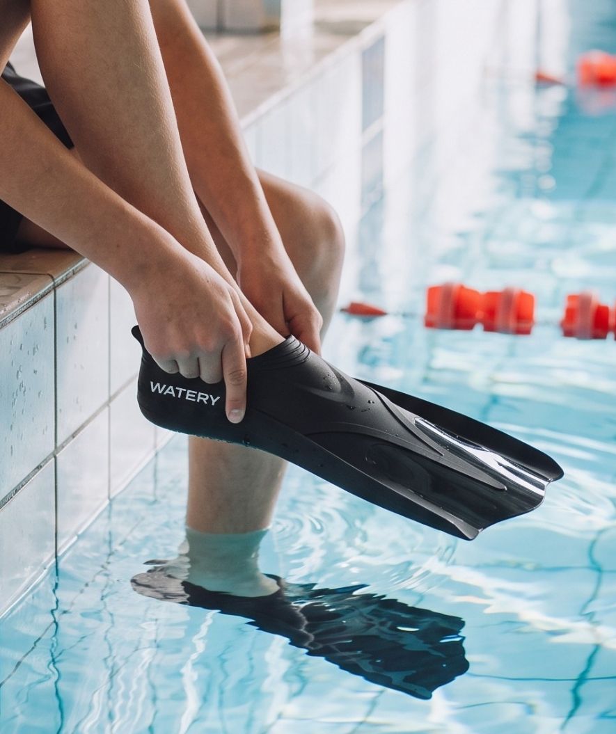 Watery korta simfötter - Badger Active - Svart