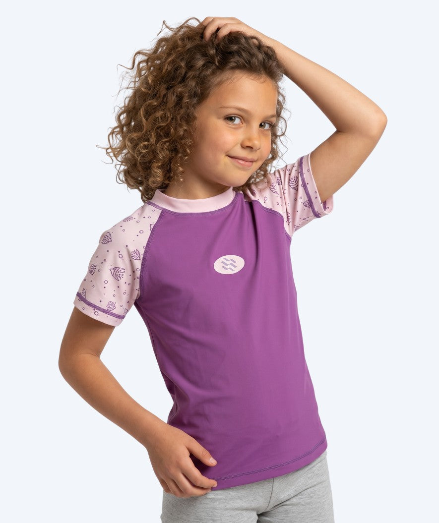 Watery UV tröja för barn - Brandman Kortärmad Rashguard - Rosa/lila