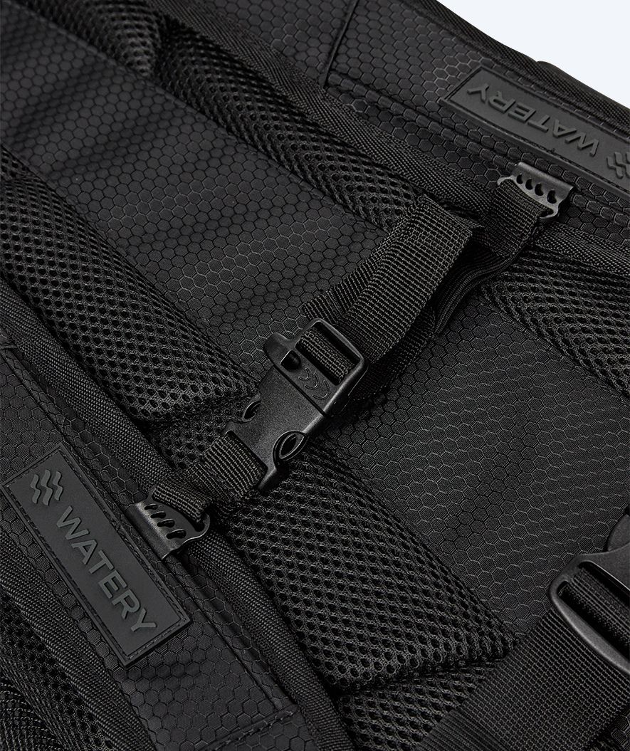 Watery simväska - Raider Pro 45L - Svart