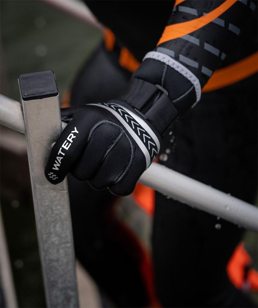 Watery neoprenhandskar - Reptile (3 mm) - Svart