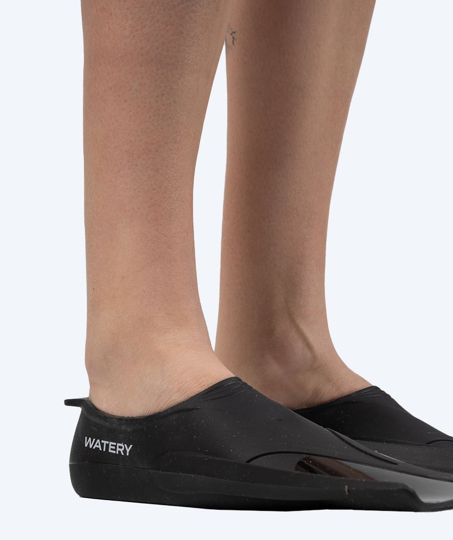 Watery korta simfötter - Badger Active - Svart