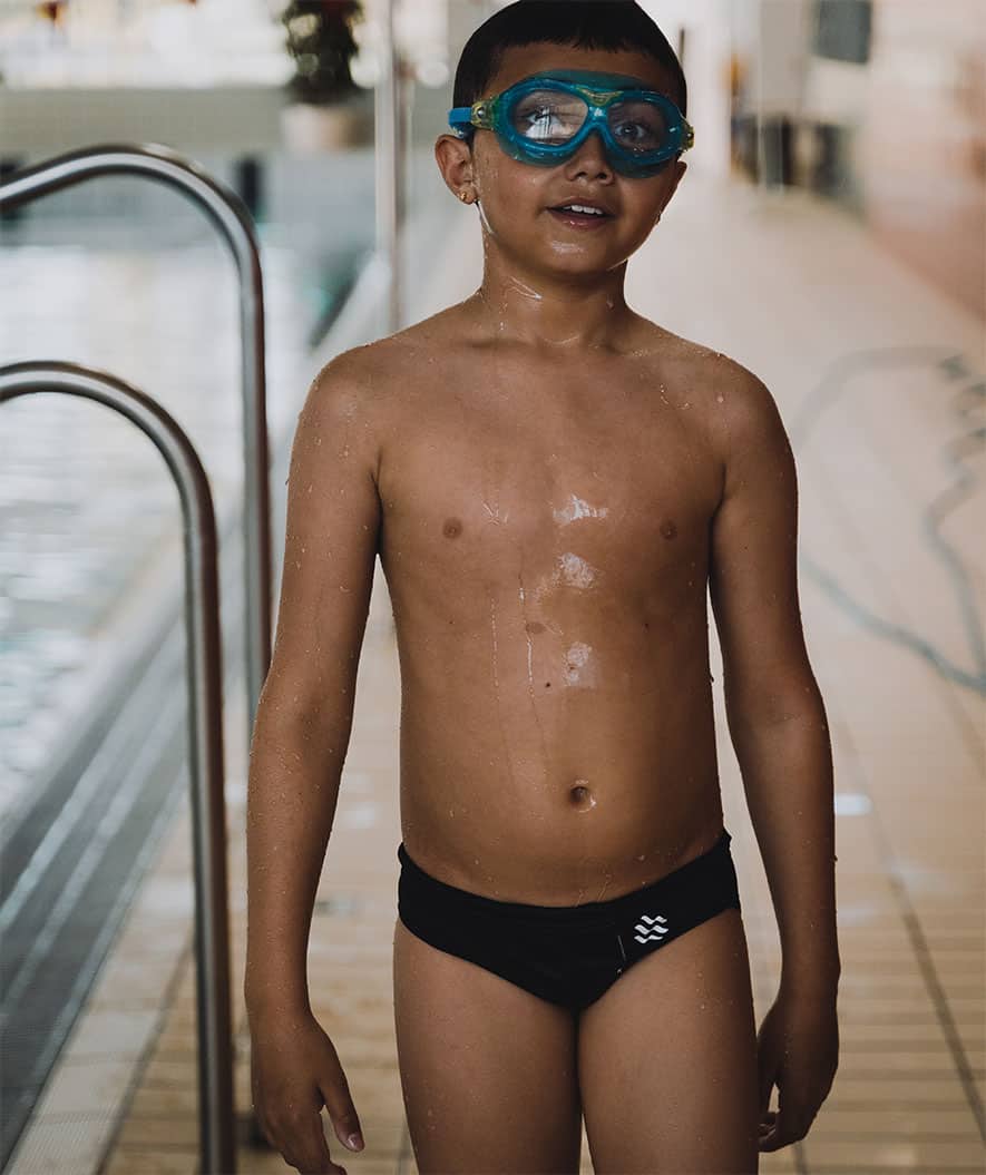 Watery trekantiga badbyxor för pojkar - Budgie Eco - Svart