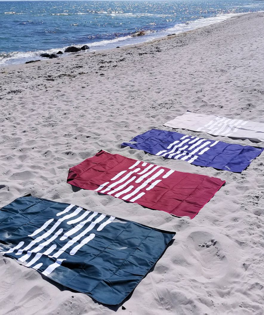 Watery microfiber handduk (180 x 200 cm) - Eco Nebraska Family - Svart