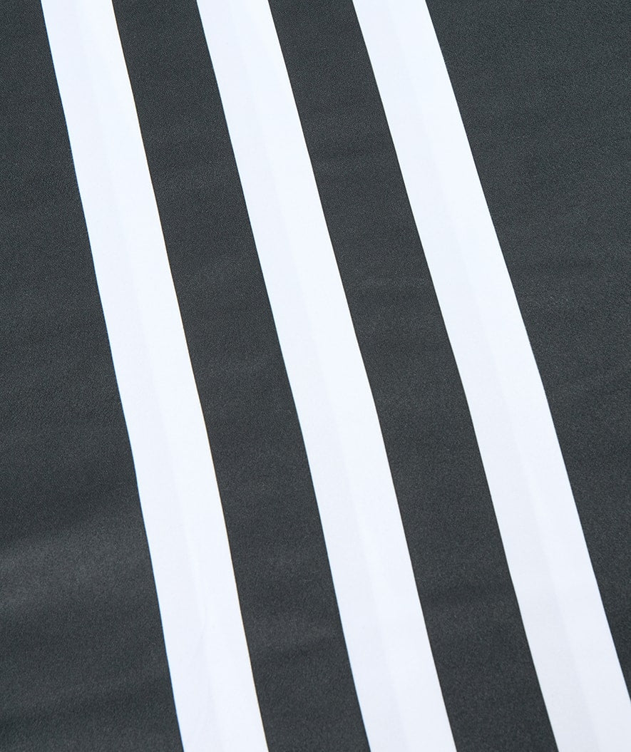 Watery microfiber handduk (180 x 200 cm) - Eco Nebraska Family - Svart