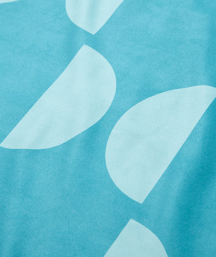 Watery microfiber handduk (175 x 110 cm) - Rafferty - Ocean Blue