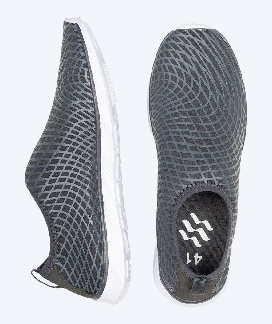 Watery badskor för vuxna - Kawaii - Grå