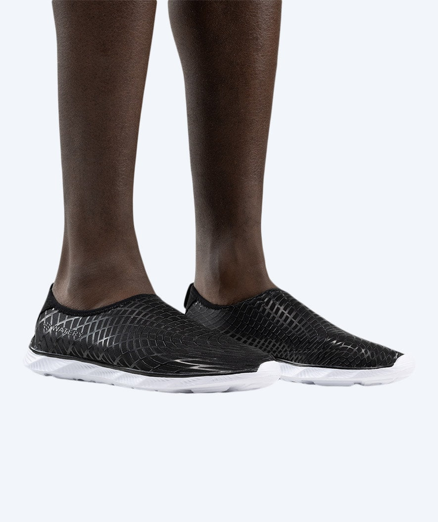 Watery badskor för vuxna - Kawaii - Svart