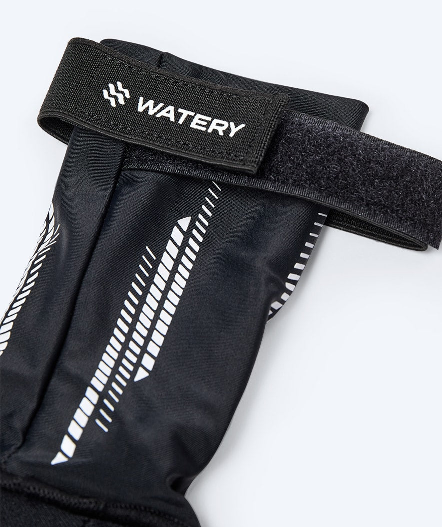 Watery neoprenhandskar – Calder Pro (2 mm) – Svart